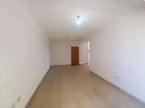 HERMOSO 3 AMBIENTES CON TERRAZA PROPIA