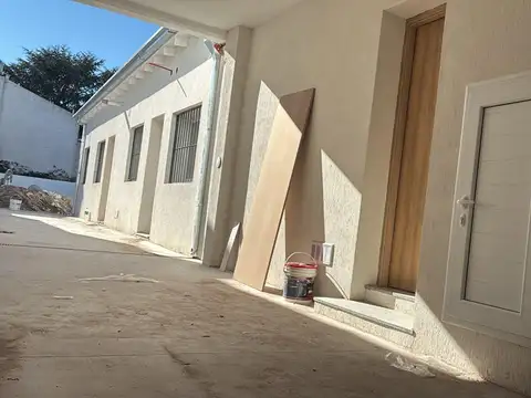 San Lorenzo 600, Piso pb