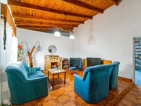 CASA EN VENTA FISHERTON 3 HABITACIONES CON PATIO