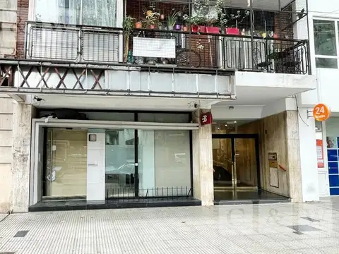 Av. Pueyrredón al 1800 | Local en Venta | Recoleta