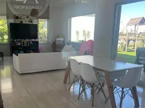 Casa en Venta en El Canton - Norte, USD 350.000