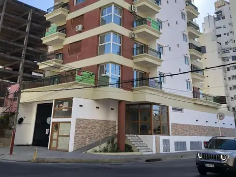 Cochera en alquiler en subsuelo, super comoda