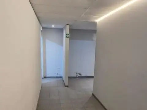 GALPON EN CALLE PERITO MORENO A METROS DE PLAZA GODOY CRUZ