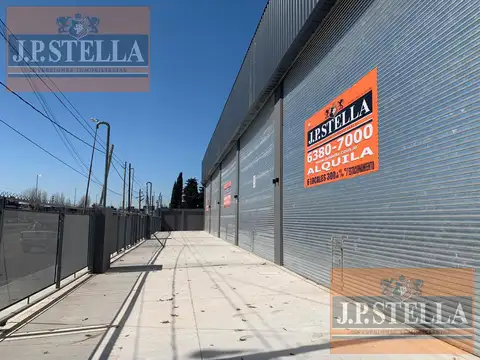Local en Venta en Villa Luzuriaga, USD 800.000