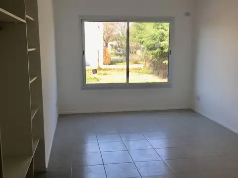 Casa en Venta en Benavidez, USD 350.000