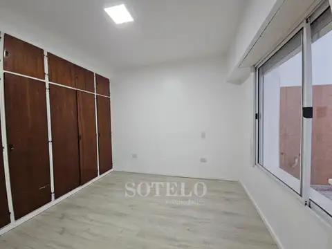 Depto Tipo Casa en Alquiler de 1 dormitorio