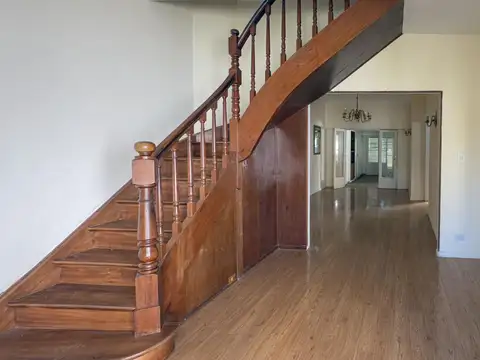 Casa en Alquiler de 5 dormitorios