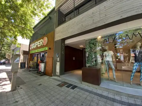 Calle 9 entre 43 y 44 500, Piso 12