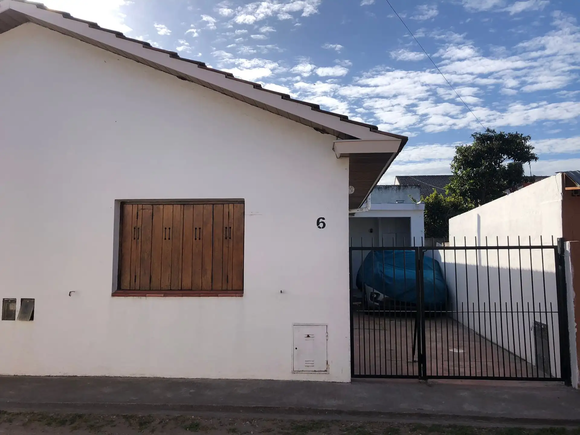 VENDO PH 3 ambientes al frente con entrada independiente