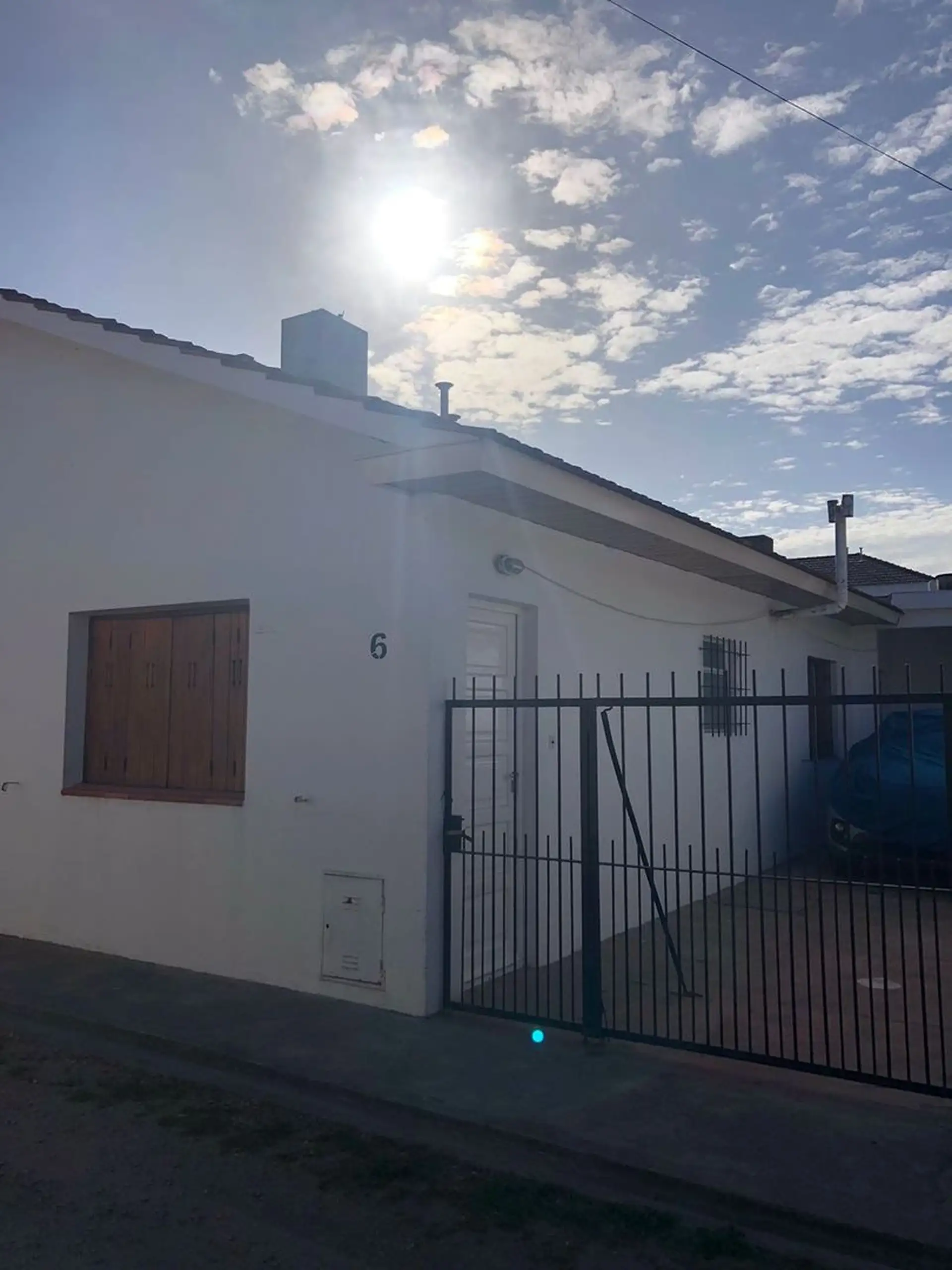 VENDO PH 3 ambientes al frente con entrada independiente