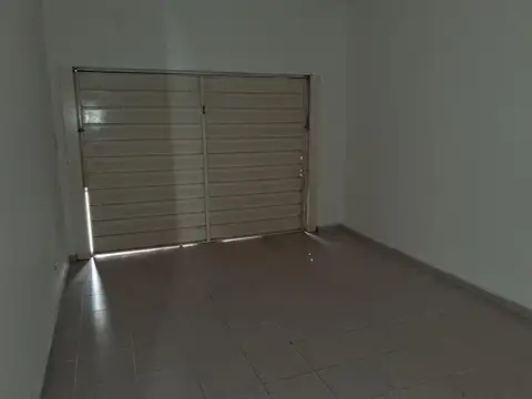 Casa en Alquiler al Oeste