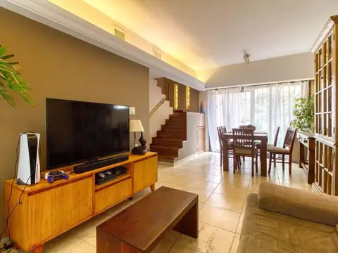 Venta PH 4 Amb con cochera S/ Exp. en FLORES NORTE