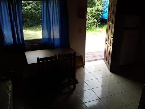 Casa 2 ambientes con 1 baño