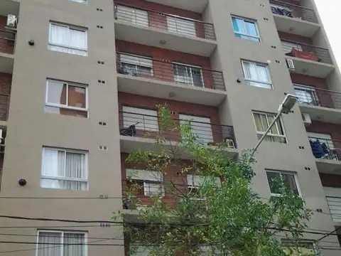 Gral Las Heras 900, Piso 6