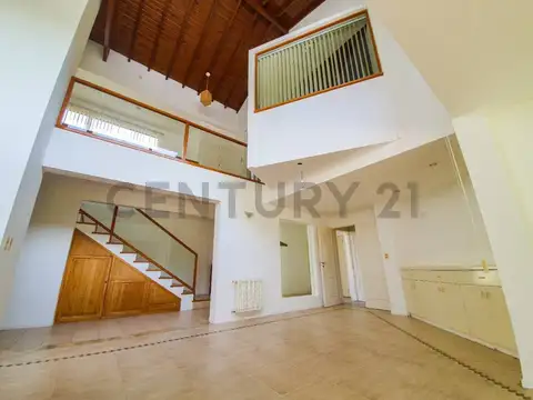 Casa en Venta. Haras del Sur I