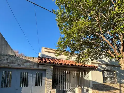 CASA EN VENTA EN PERGAMINO