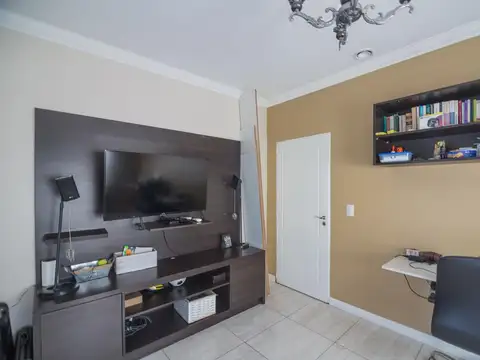 Casa 5 ambientes con 4 baños