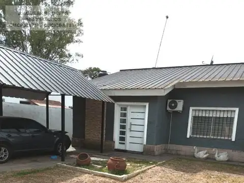 VENTA CASA 3 AMBIENTES MORENO