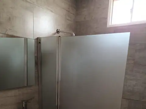 VENTA CASA 3 AMBIENTES MORENO