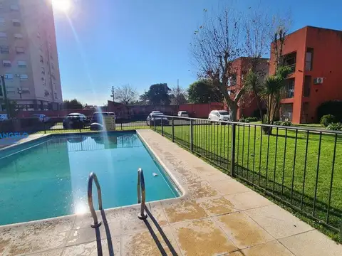 Departamento en alquiler c/ cochera en Bella Vista