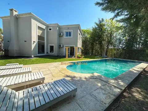 Casa en Venta en San Lucas Village, USD 254.000