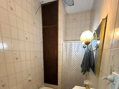 Casa 6 ambientes con 3 baños