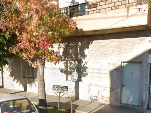 Casa al frente
