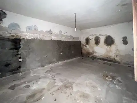 CASA A RECICLAR BARRIO LAS DELICIAS
