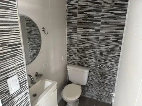 Departamento en Alquiler en Berazategui, $ 980.000