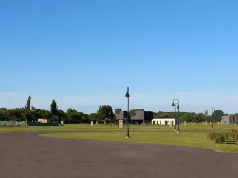 Terreno en Venta en Francisco Alvarez, USD 80.000