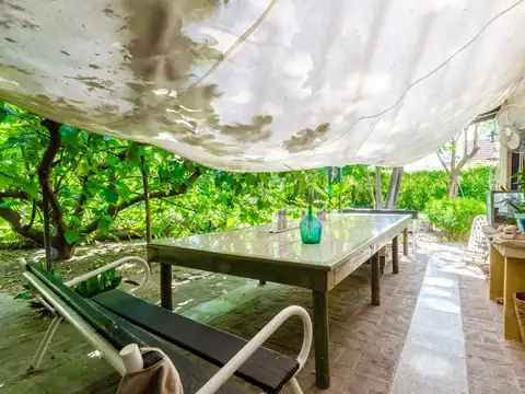 Casa 7 ambientes con 3 baños