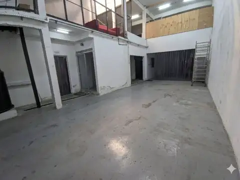 VENTA Excelente Depósito/ Galpón 