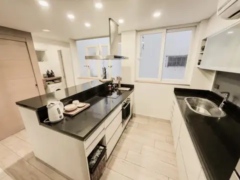 Departamento en Alquiler con 1 cocheras
