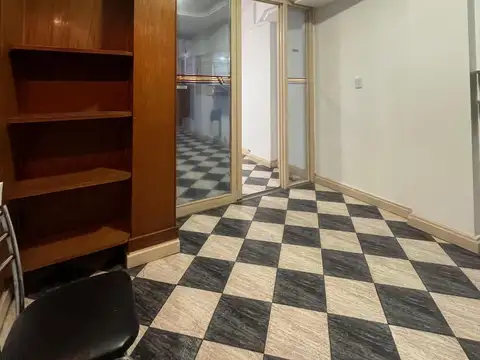 Zeballos 100, Piso 00