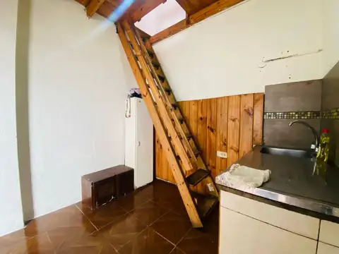 Depto Tipo Casa en Venta 40 años