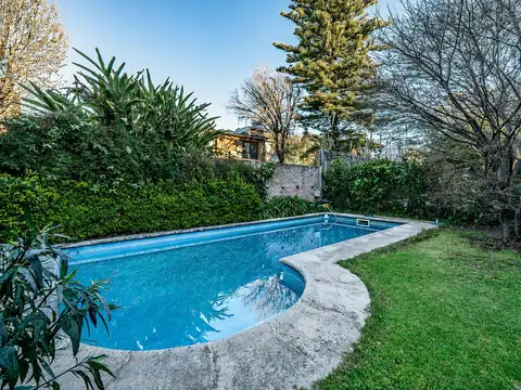 Casa en Venta con 1 cochera