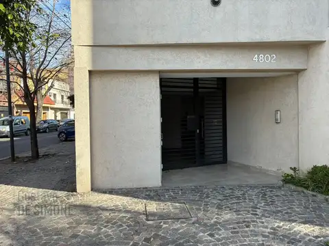 DUPLEX CON COCHERA | ZONA ESTRATEGICA | DOS BAÑOS | 2 AMBIENTES | LUMINOSO