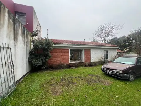 Terreno en Venta en Parque Luro, USD 140.000