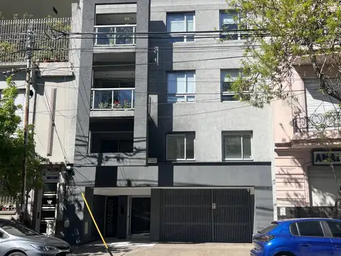 Departamento 2 ambientes con balcón 40 m2. Alq. 12/24 meses