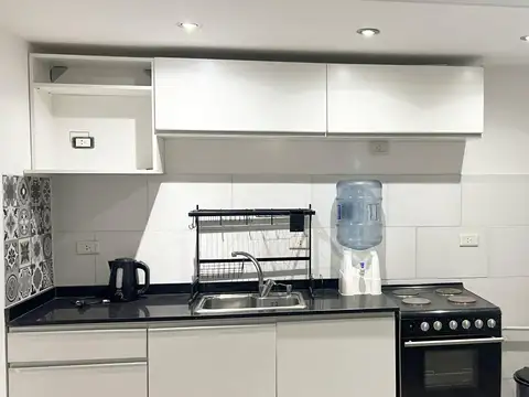 Departamento 2 ambientes con balcón 40 m2. Alq. 12/24 meses