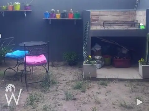 VENDO o PERMUTO TRIPLEX DE DOS HABITACIONES