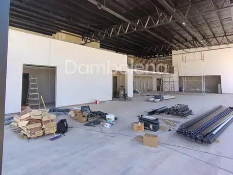 Local en Alquiler en Centro (Moreno), USD 2.000