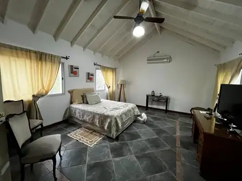 La Delfina
