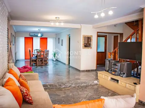 Casa Monoambiente con 4 baños