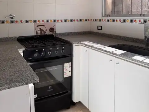 VENTA CASA QUINTA 6 AMBIENTES CON PILETA EN DEL VISO, PILAR