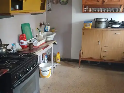 Casa de 3 ambientes con patio, depósito y terraza – Munro
