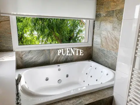 Casa en Alquiler de 5 dormitorios