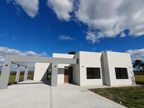 Casa en venta en Los Alcanfores, Apta credito