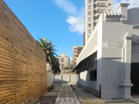 Local - Alquiler - Argentina, San Miguel - Av. Pte. J. D. Perón 940