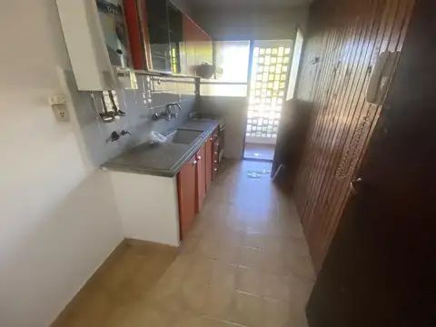 Departamento en Alquiler en Villa Elisa, $ 450.000